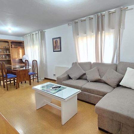 Piso Vacacional Familiar En Verín エクステリア 写真