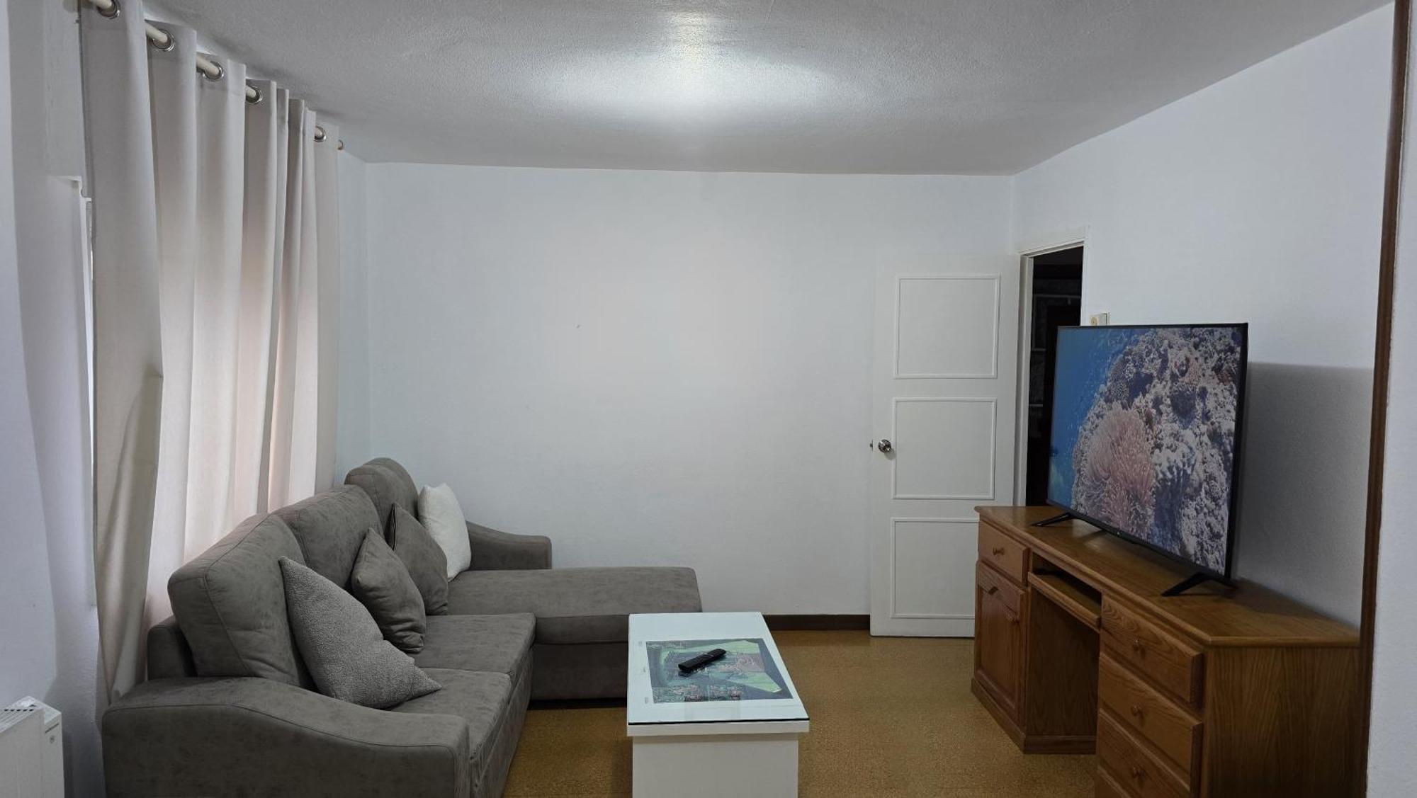 Piso Vacacional Familiar En Verín エクステリア 写真